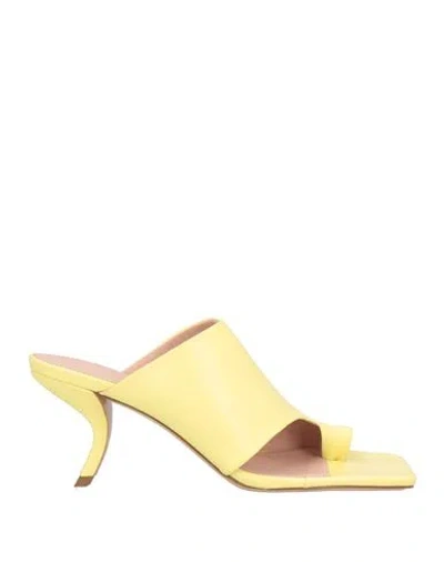 Ilio Smeraldo Woman Thong Sandal Yellow Size 11 Leather