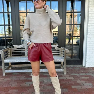 Illa Illa Irreplaceable Leather Shorts In Lipstick Red