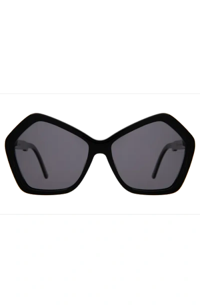 Illesteva Barbra Sunglasses In Black