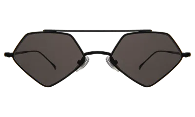 Illesteva Bayley Sunglasses In Matte Black / Grey Flat