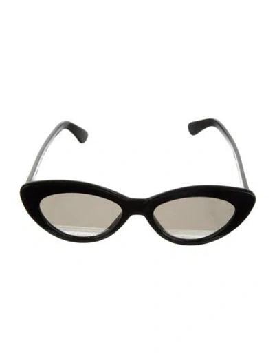 Pre-owned Illesteva Cat-eye Gradient Sunglasses In Black