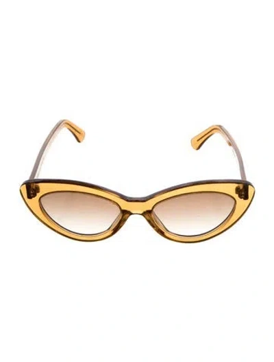 Pre-owned Illesteva Cat-eye Gradient Sunglasses In Yellow