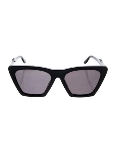 Pre-owned Illesteva Cat-eye Tinted Sunglasses In Black