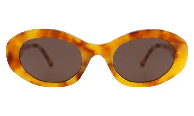 Illesteva Luna Sunglasses In Amber / Brown Flat