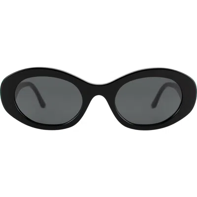 Illesteva Luna Sunglasses In Black/grey