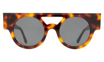 Illesteva Meyer (15 Year Anniversary) Sunglasses In Black / Grey Flat