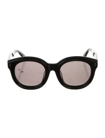 Pre-owned Illesteva Oversize Tinted Sunglasses In Black