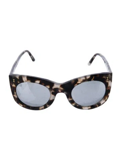 Pre-owned Illesteva Oversize Tinted Sunglasses In Gray