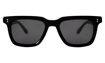 Illesteva Toscana Sunglasses In Black / Grey