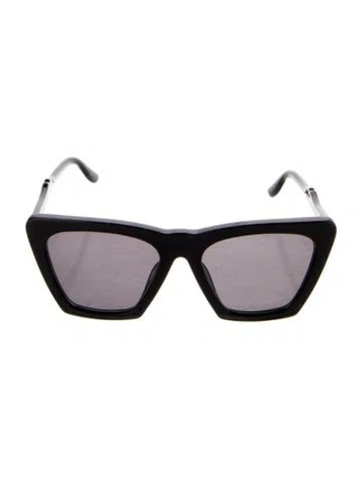 Pre-owned Illesteva Wayfarer Tinted Sunglasses In Black