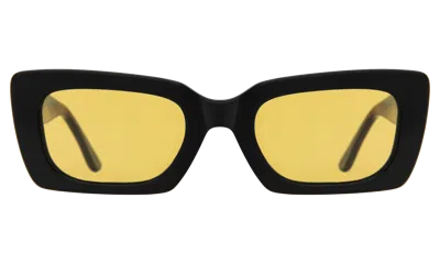 Illesteva Wilson Sunglasses In Black / Honey Flat See Through