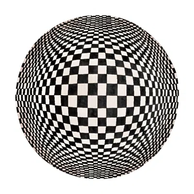 Pre-owned Illulian Convex Rug In Black
