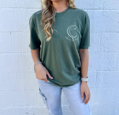Illustrated Society Embrace The Change Vintage Graphic Oversized Short Sleeves Tee In Moss In Pink