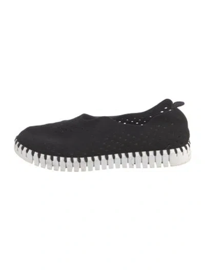 Pre-owned Ilse Jacobsen Lasercut Accents Flats In Black