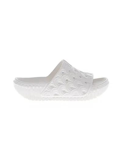 Pre-owned Ilse Jacobsen Sandals In White