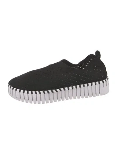 Pre-owned Ilse Jacobsen Suede Cutout Accent Sneakers In Black