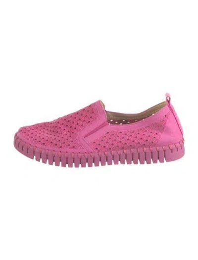 Pre-owned Ilse Jacobsen Suede Lace Pattern Flats In Pink