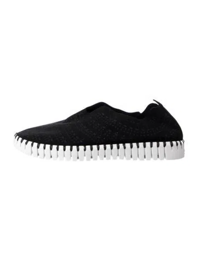 Pre-owned Ilse Jacobsen Suede Sneakers In Black