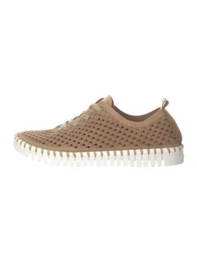 Pre-owned Ilse Jacobsen Suede Sneakers In Neutral