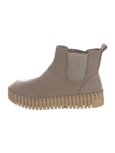 Pre-owned Ilse Jacobsen Suede Sock Sneakers In Neutral