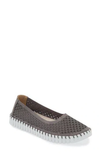 Ilse Jacobsen Tulip Slip-on Sneaker In Smoked Pearl