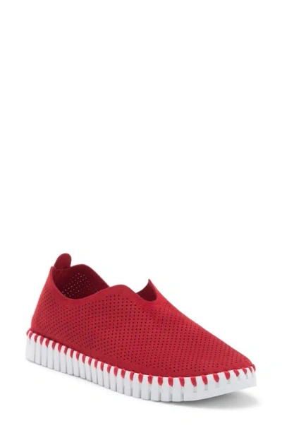 Ilse Jacobsen Tulipu Perforated Platform Sneaker In Deep Red