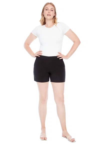 Iltm Lisa Solid Amalfi Short In Black