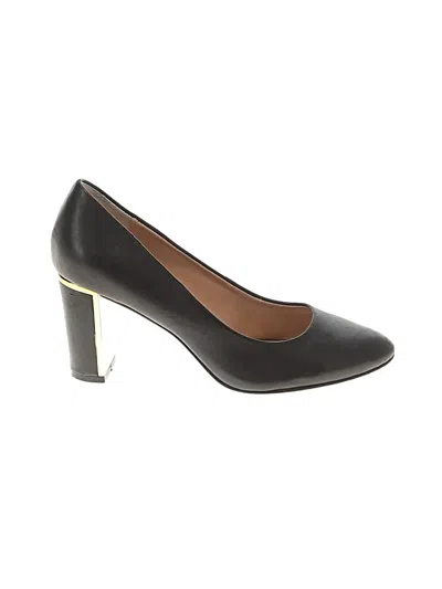 Pre-owned Iman Heels In Black