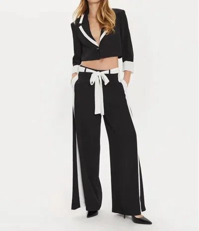 Imperial Side Contrast Stripe Belted Pants In Black, White