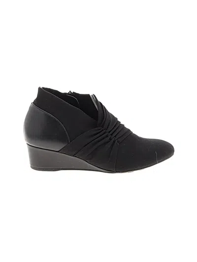 Pre-owned Impo Ankle Boots In Black