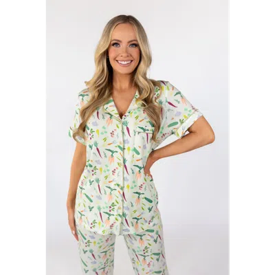 In My Sundays Short Sleeve & Cropped Pant Pajama Set In Multi