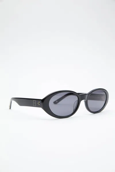 In The Mood For Love Caroline Bk Sunglasses With Chain In Black