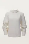 In The Mood For Love Fiona Sweater In Taupe In White