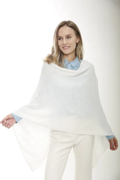 In2 By Incashmere Cashmere Long Elegant Poncho Top In White