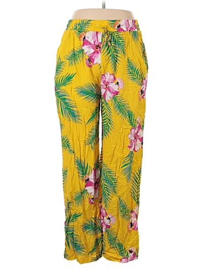 Pre-owned Indero Casual Pants In Yellow