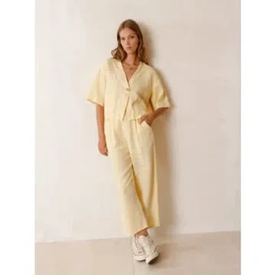 Indi And Cold Indi & Cold Linen Crop Overshirt In Vanilla In Yellow