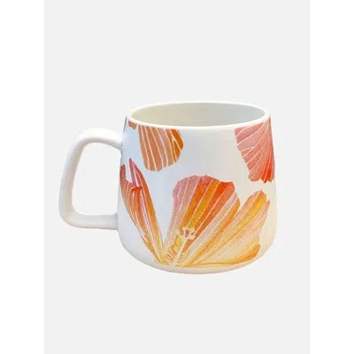 India & Purry Porcelain Mug: Hibiscus In White;orange