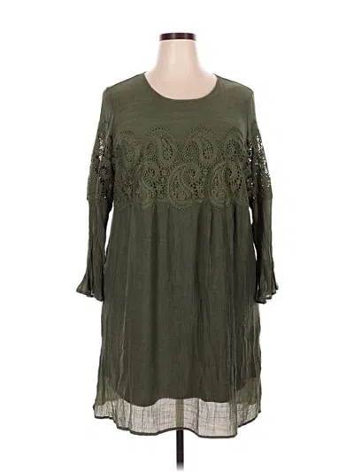 Pre-owned Indigo Rose Casual Dress In Green