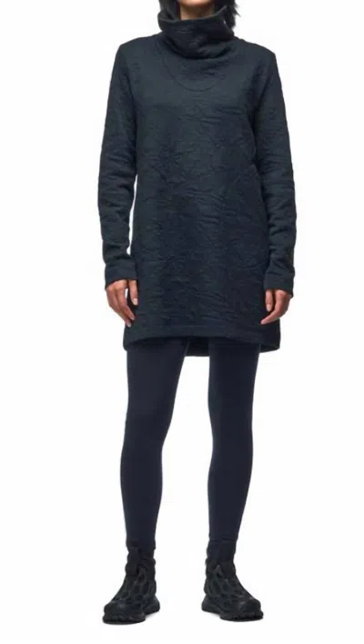 Indyeva Hulp Tunic Top In Black In Blue