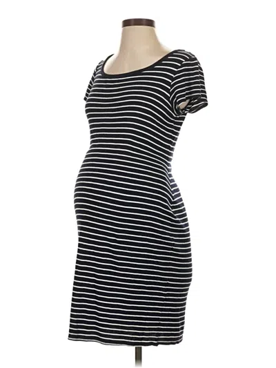 Pre-owned Ingrid & Isabel Casual Dress In Black