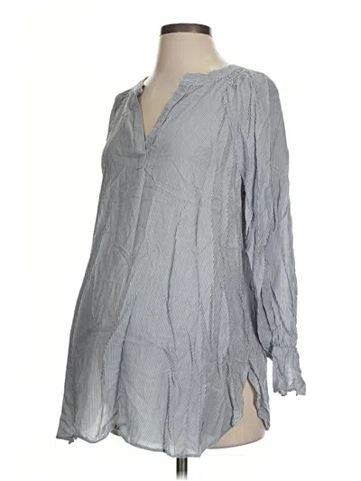 Pre-owned Ingrid & Isabel Long Sleeve Blouse In Gray