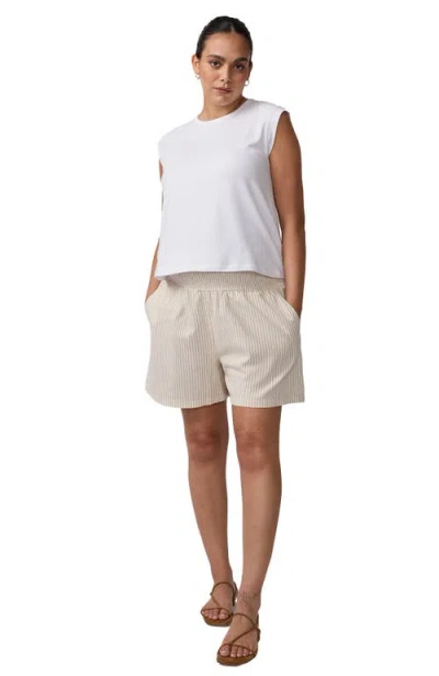 Ingrid & Isabel Smocked Linen Short In White