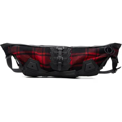 Innerraum Black & Red Object M07 Crossbody Bag In Red+ Black