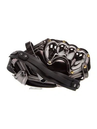 Pre-owned Innerraum Resin Shoulder Bag In Black