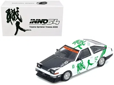 Inno Models Toyota Sprinter Trueno (ae86) Rhd (right Hand Drive) #15 "keiichi Tsuchiya" White With Green Graphic