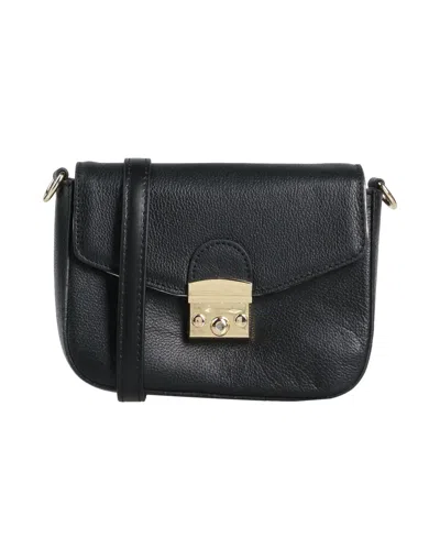 Innue' Handbags In Black