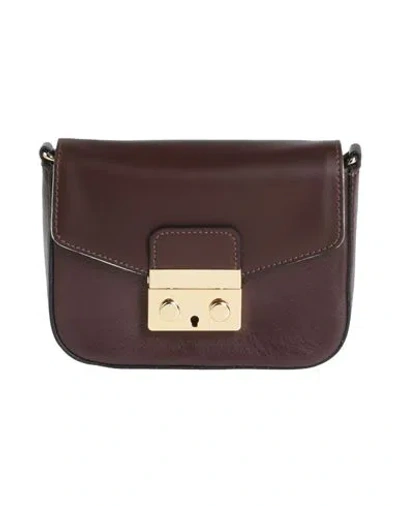Innue' Woman Cross-body Bag Chocolate Brown Size - Bovine Leather In Brown