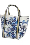INOUI EDITIONS SUMMER QUARTIER TOTE BAG IN BLUE