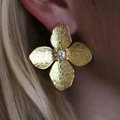 Inspire Designs Golden Bloom