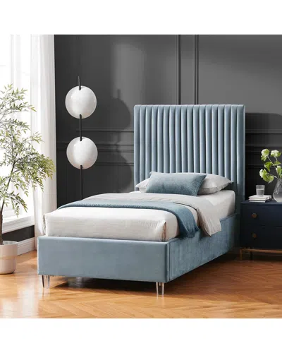 Inspired Home Alyah Platform Bed In Blue